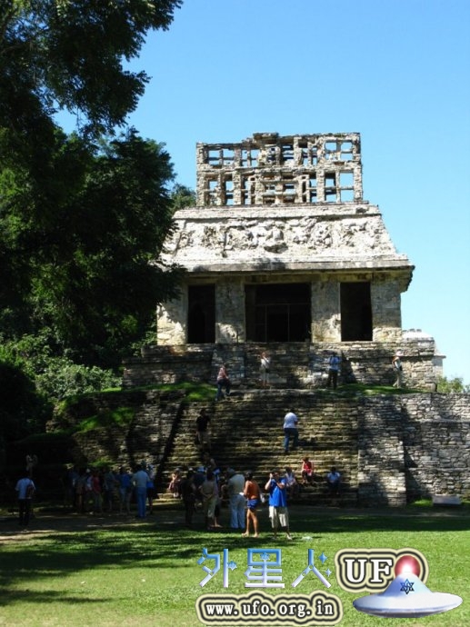 12-maya-palenque-palace-ruins