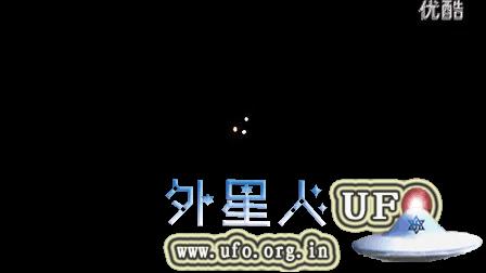 2014年10月26日俄亥俄州三角形排列的UFO的图片