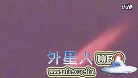 2014年11月23日加拿大上空类似流星的红色UFO的图片