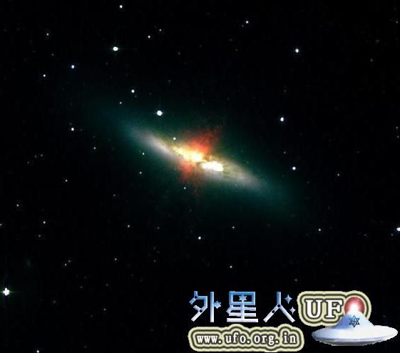 科学家发现亮度超太阳千万倍的奇特天体