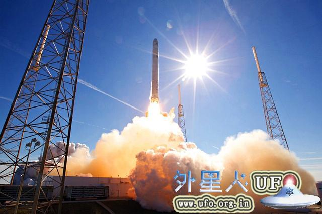 天鹅飞船爆炸引担忧:私企玩太空是否靠谱? 天鹅飞船爆炸引担忧:私企玩太空是否靠谱?