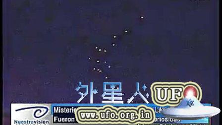2014年11月30日墨西哥上空两个UFO舰队的图片