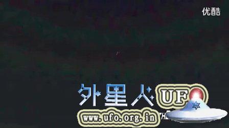 2014年12月17日法国不断变形的UFO的图片