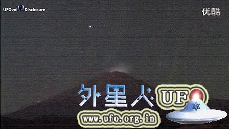 2014年12月20日墨西哥 Popocatepetl火山再次拍到UFO的图片