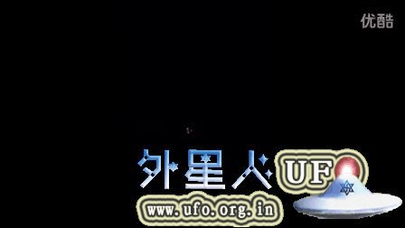 2015年2月3日英国沃里克郡上空拍到三角形UFO的图片