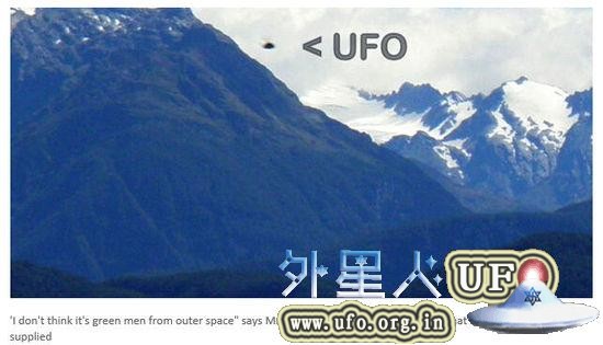 新西兰南岛男子 淘金时 拍下不明飞行物 是UFO？的图片