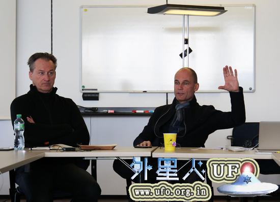 阳光动力两名联合创始人及飞行员波特兰·皮卡德(Bertrand Piccard)和安德烈·波许博格(André Borschberg) 第6张