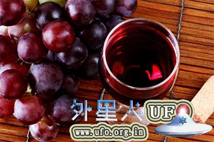 葡萄和红酒(图片来源：Shutterstock) 第1张