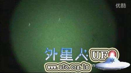 2015年3月9日英国南安普顿上空用夜视仪拍到与拍摄者互动的两个UFO的图片