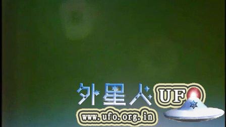 2015年3月14日国际空间站拍到大气层中的UFO的图片