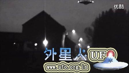 美国私人别墅监控拍到飞碟的图片