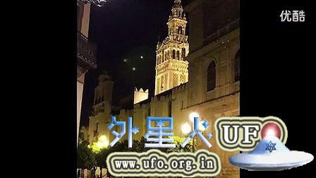 2015年4月9日西班牙教堂上空的三角形UFO的图片