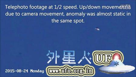美军火箭夜空中飞行如UFO光临 场面科幻