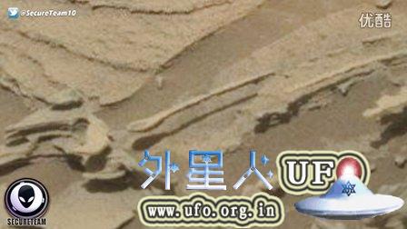 火星上发现巨大汤勺样悬空UFO（注意地上阴影）