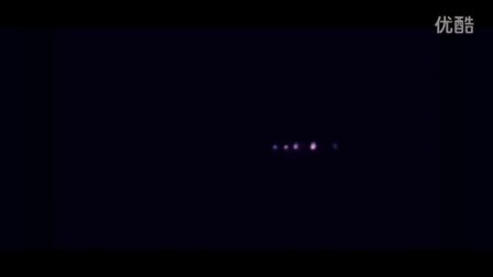 2015年10月4日苏格兰女士拍到大型UFO的多个彩色舷窗?的图片 2015年10月4日苏格兰女士拍到大型UFO的多个彩色舷窗?的图片