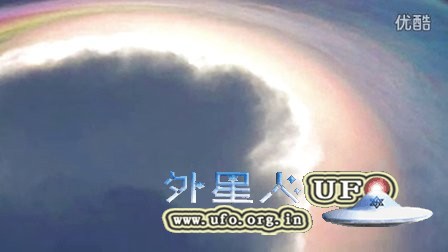 空中拍到的彩虹桥的图片