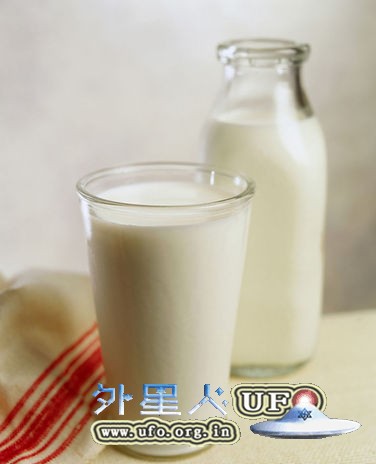 10种人早餐绝对不要喝牛奶的图片