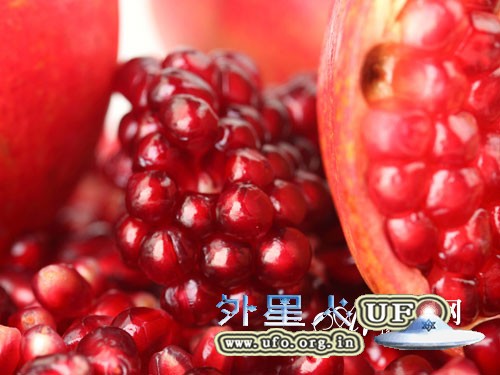 石榴汁最补水 9种水果的神奇养颜术的图片