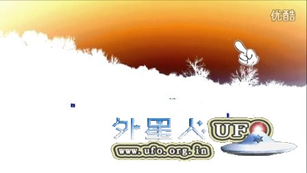 2015年11月15日不发光上升的UFO的图片