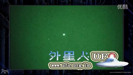 2015年10月5日星空2个随意移动的光球UFO的图片 2015年10月5日星空2个随意移动的光球UFO的图片