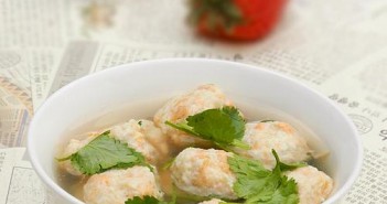 胡萝卜鸡丸汤