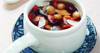 8种食疗吃掉恼人小雀斑
