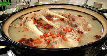 如果骨质疏松那就要多喝羊骨汤啦