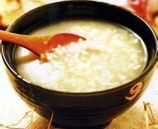 喝粥食疗注意5点 不同人群喝粥进补方法不同