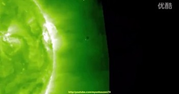 2015年12月12日太阳周围的UFO