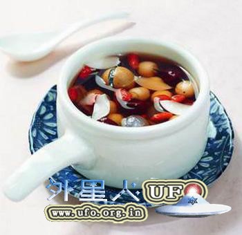 8种食疗吃掉恼人小雀斑(图)的图片