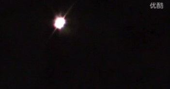 2015年12月21日外周彩色光球UFO