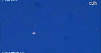 2015年12月16日佛罗里达彩色光球UFO