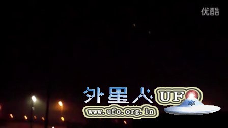 2015年12月25日两个橙色光点UFO的图片