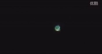 2016年1月2日彩色环形发光UFO