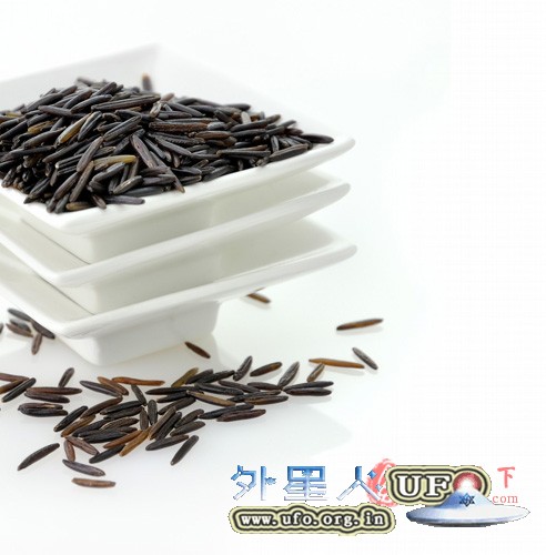 长寿饮食少三白多三黑的图片