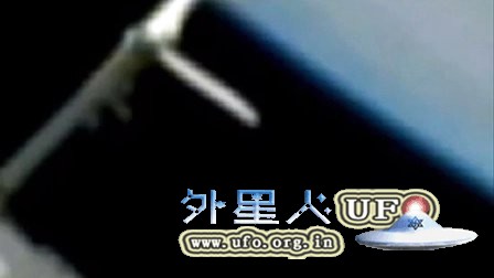 国际空间站巨大雪茄型UFO的图片