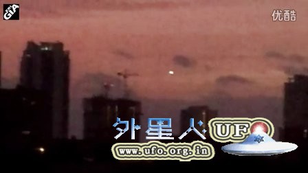 2016年2月9日佛罗里达发光UFO间断发强光的图片 2016年2月9日佛罗里达发光UFO间断发强光的图片