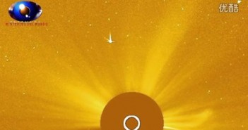 2016年1月28日太阳周围的巨大UFO