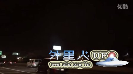 2016年2月1日芝加哥低空3个发光UFO的图片