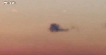 2016年1月10日日本橙色白色2个光球UFO