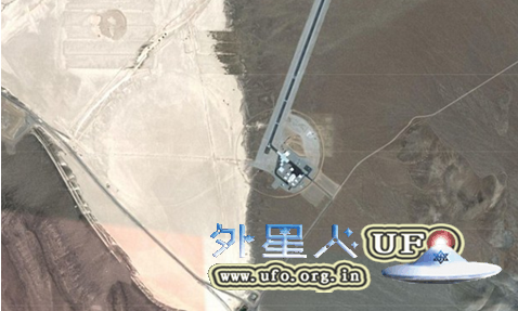 网友通过谷歌卫星地图51区发现UFO并打出坐标的图片 第2张 网友通过谷歌卫星地图51区发现UFO并打出坐标的图片 第2张