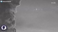 UFO发出奇怪的光线2016年4月8日