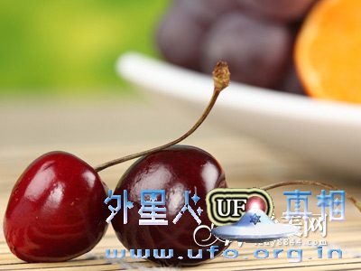 樱桃是女人的”补血果” 推荐9食谱 补血养颜的图片 第1张