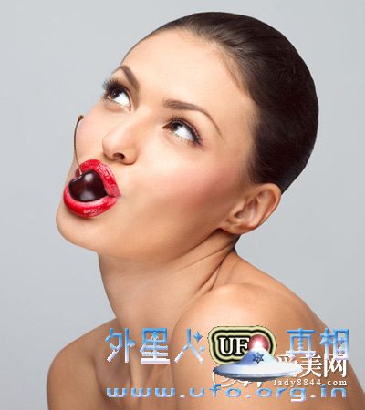 樱桃是女人的”补血果” 推荐9食谱 补血养颜的图片 第1张