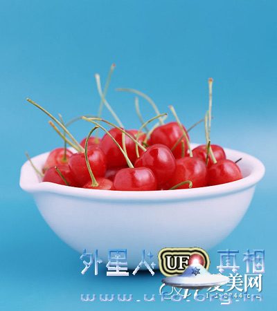 樱桃是女人的”补血果” 推荐9食谱 补血养颜的图片 第1张