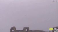 相机拍到奇怪的UFO着陆的图片